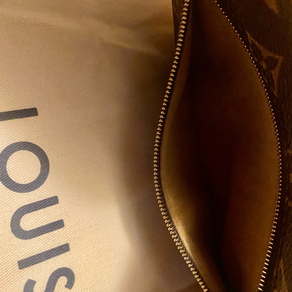 COPY - New never used Hard to find Louis Vuitton Loop bag💕 - Picture 4 of 16